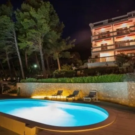 5 Apartment *