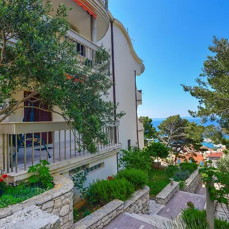 5 Apartment