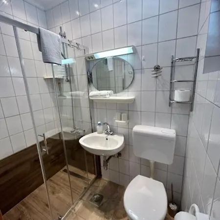 Apartment 5